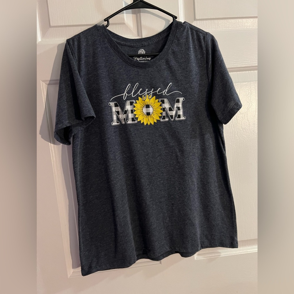 PositiviTees Blessed Mom Tee 🔥free with purchase🔥